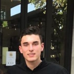 Meet your Posher, Eric